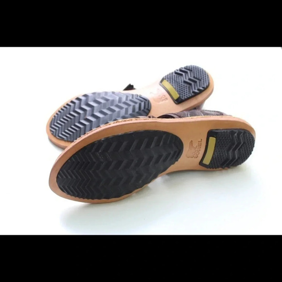 NWOT Sorel sandals - Picture 4 of 13